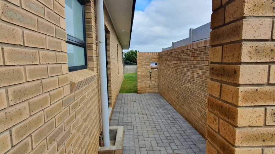 3 Bedroom Property for Sale in Dana Bay Western Cape